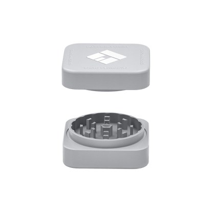 Premium Squared Ceramic Grinder Long Beach (silber)
